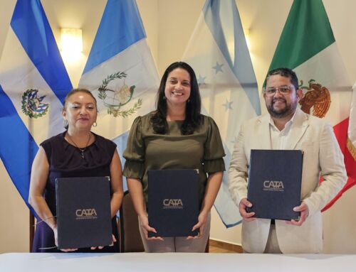 CATA y la Organización Mundo Maya firman convenio para fortalecer el turismo multidestino en la región